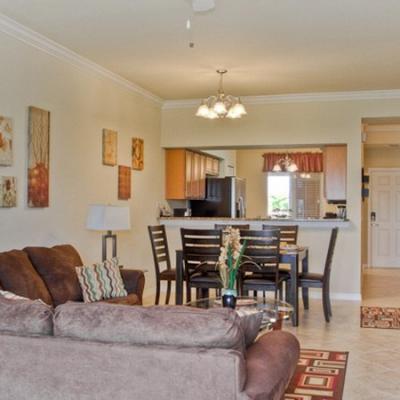 River Strand Bradenton condo dining area