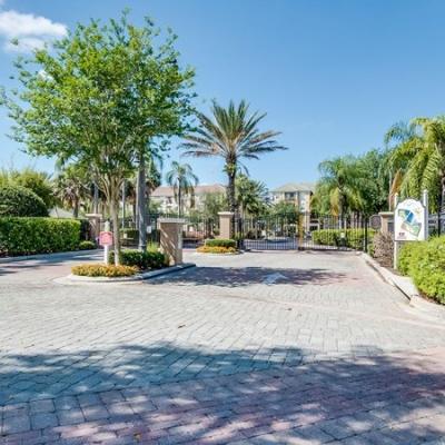 Gated community of Isles At Cay Commons at Vista Cay