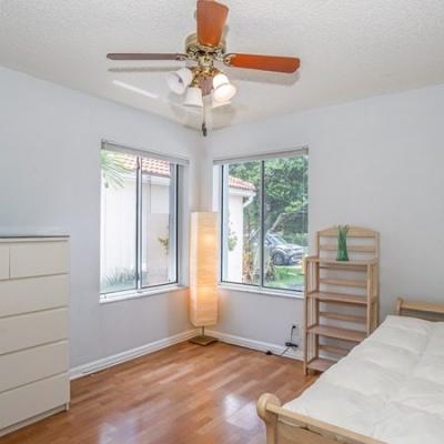 Guest bedroom Plantation, Florida 